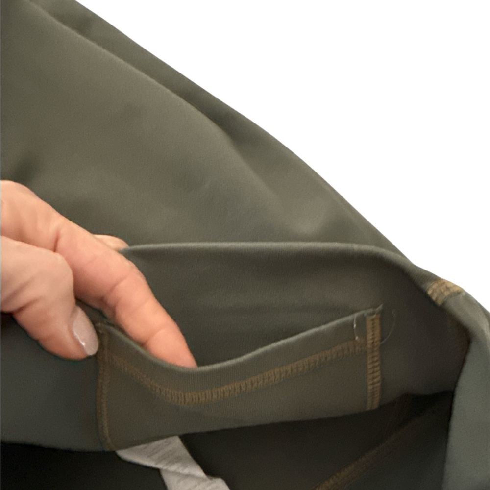 Fabletics Olive Green 7/8 Powerhold Leggings - Size Small - Picture 7 of 8